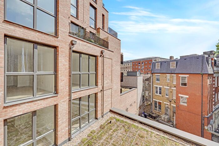 2 Bedroom Flat To Rent In Bayford Street, London, E8