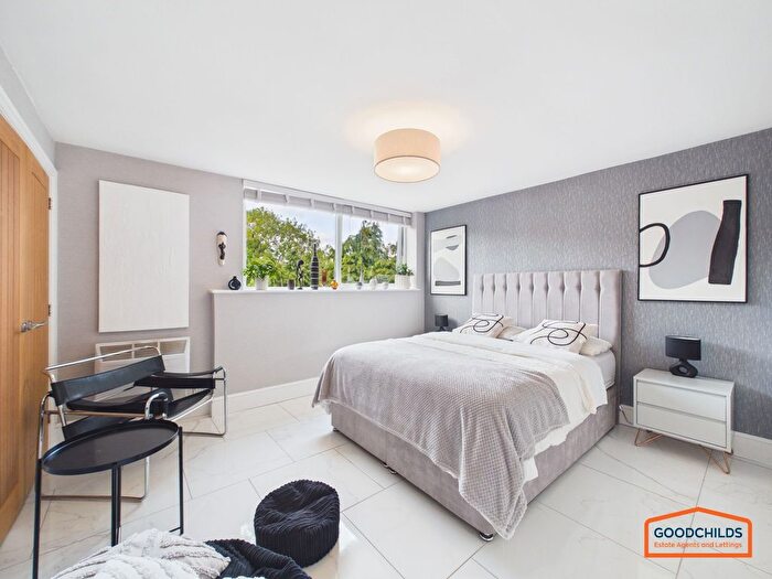 2 Bedroom Flat For Sale In Stafford Road, Cannock, WS11