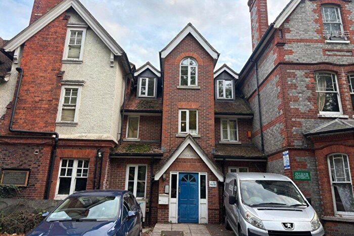 Studio For Sale In London Road, Reading, Berkshire, RG1