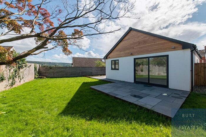 2 Bedroom Bungalow For Sale In Maples, Ottery St. Mary, EX11