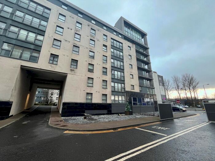 2 Bedroom Flat To Rent In Wallace Street, Glasgow, G5