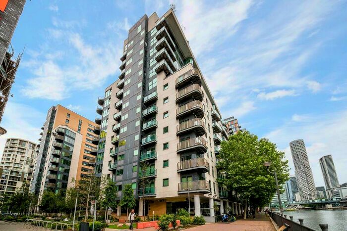 1 Bedroom Apartment To Rent In Millharbour, South Quays, Millharbour, Cross Harbour, Canary Wharf, London, E14