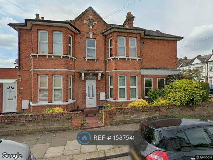 2 Bedroom Maisonette To Rent In Hartham Road, Isleworth, TW7