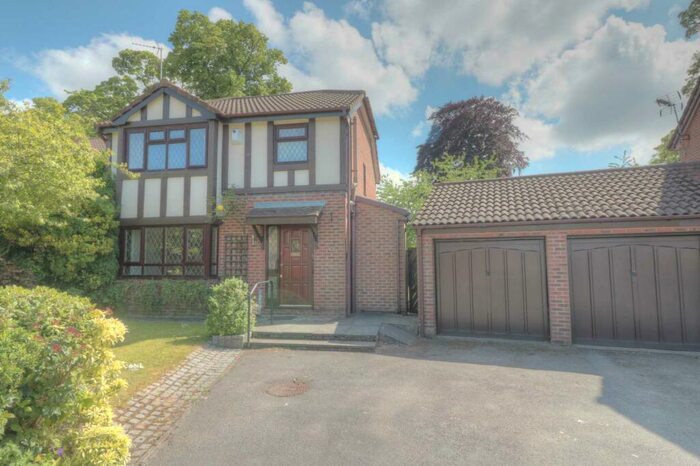 3 Bedroom Detached House To Rent In Salisbury Park, Childwall, L16