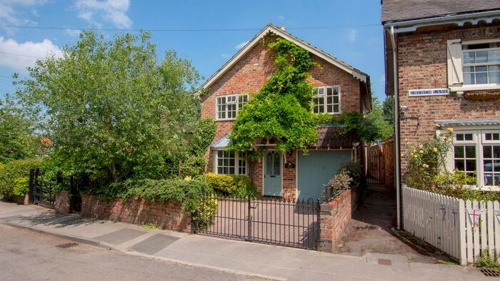 4 Bedroom Detached House To Rent In Church Lane, Elvington, York, YO41