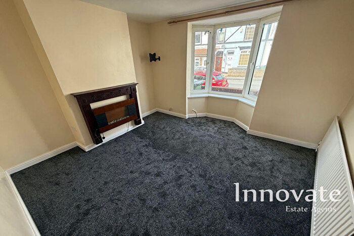 3 Bedroom Terraced House To Rent In Vernon Road, Oldbury, B68
