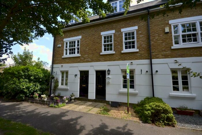 4 Bedroom Terraced House To Rent In Fennel Close, Maidstone, Kent, ME16