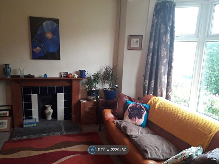 3 Bedroom End Of Terrace House To Rent In Thomas Street, Abertridwr, Caerphilly, CF83