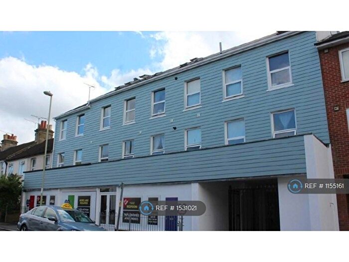 1 Bedroom Flat To Rent In Alderman House, Aldershot, GU11