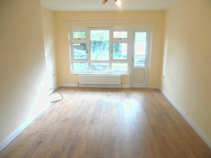 1 Bedroom Flat To Rent In Alexandra Avenue, Harrow, HA2
