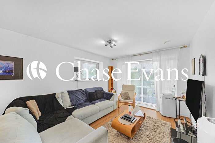3 Bedroom Flat For Sale In Epad Apartments, Broomfield Street, Poplar, London, E14