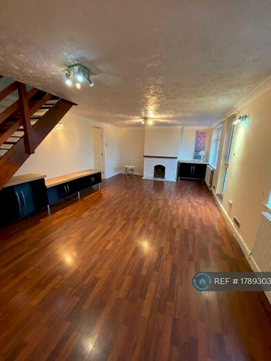 2 Bedroom Detached House To Rent In Ramsey Road, Peterbrough, PE26