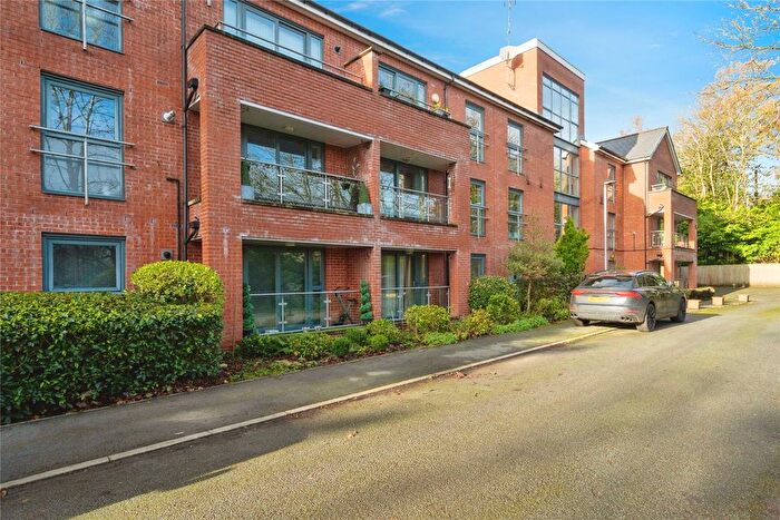 2 Bedroom Flat For Sale In Merryfield Grange, Bolton, Greater Manchester, BL1