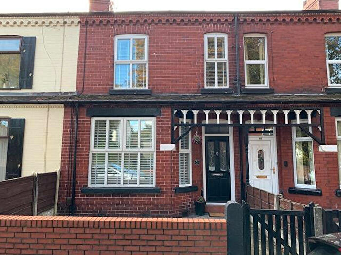 3 Bedroom Terraced House To Rent In Davyhulme Road, Manchester, M41