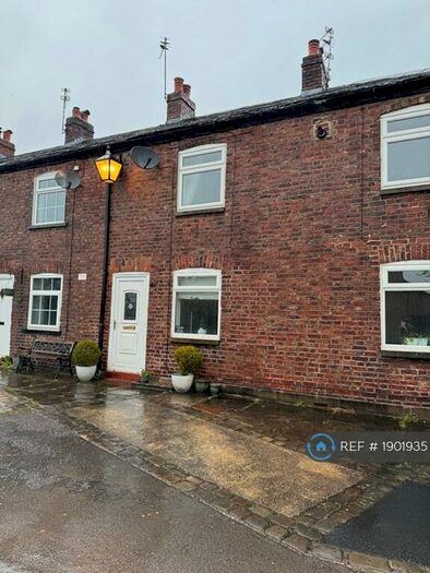 2 Bedroom Terraced House To Rent In Hollands Place, Macclesfield, SK11