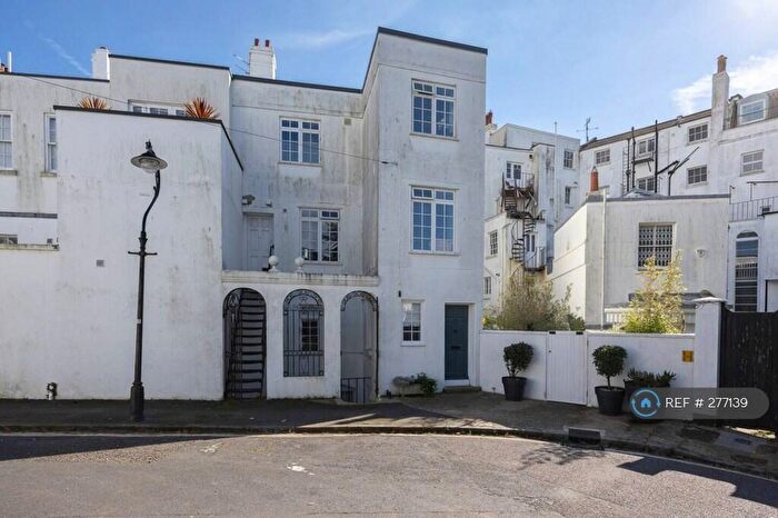 2 Bedroom Maisonette To Rent In Rock Grove, Brighton, BN2