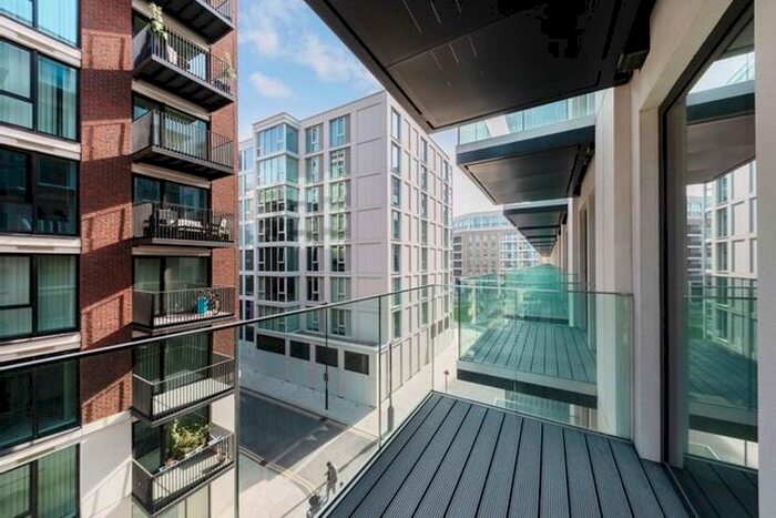 2 Bedroom Flat To Rent In Caravel House, Rendal Way, London, E16