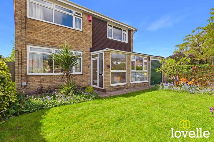4 Bedroom Detached House For Sale In Park Lane, Cottingham, HU16