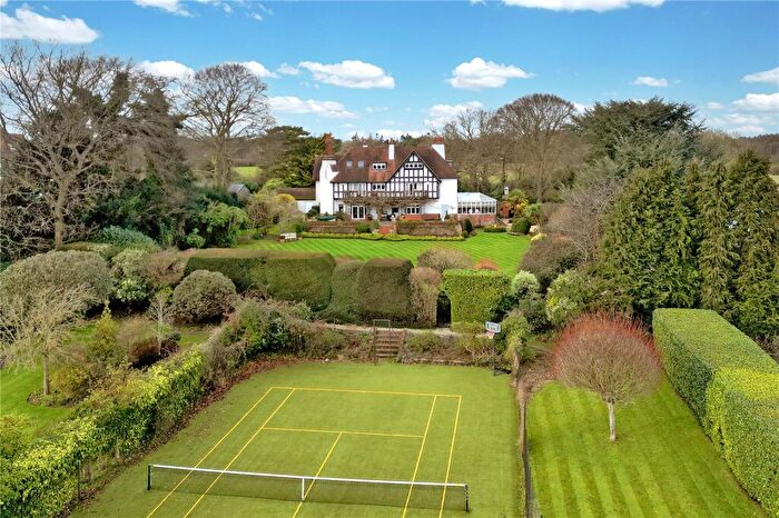 6 Bedroom Detached House For Sale In Hitcham Lane, Taplow, Maidenhead, Buckinghamshire, SL6