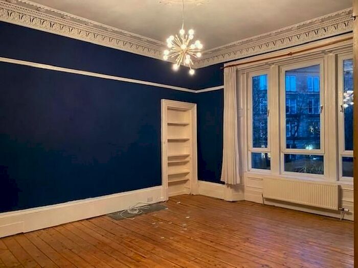 2 Bedroom Flat To Rent In /, Cathcart Road, Glasgow, G42