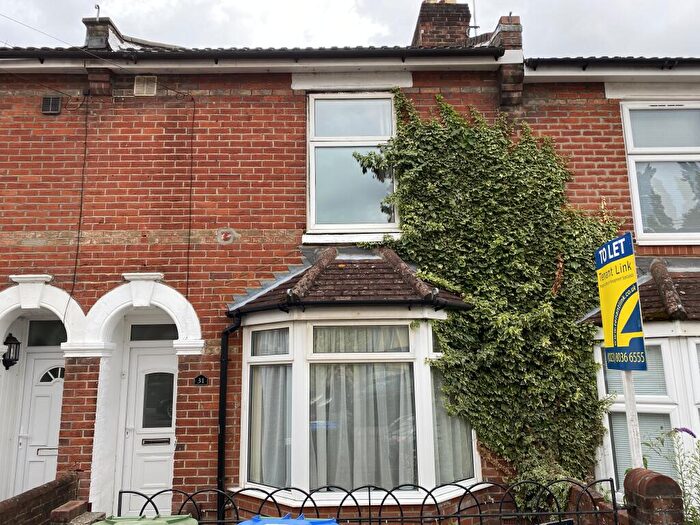 4 Bedroom House To Rent In Northcote Road, SO17