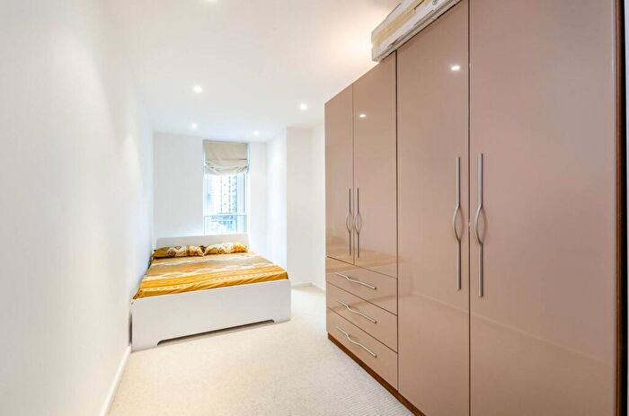 2 Bedroom Flat For Sale In Ability Place, Canary Wharf, London, E14