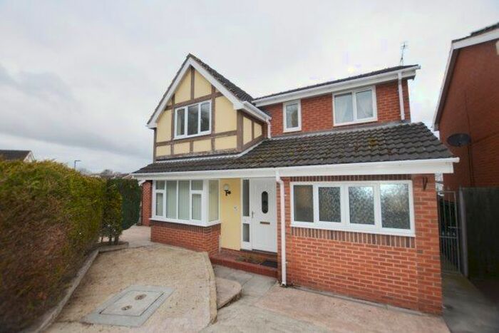 4 Bedroom Property To Rent In Killamarsh, Sheffield, S21