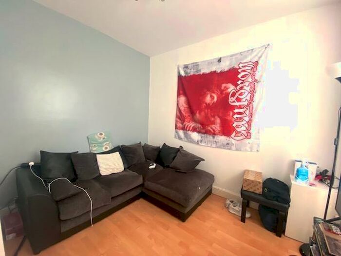 2 Bedroom Terraced House To Rent In The Limes, Daisy Road, Birmingham, - All Bills Included!, B16