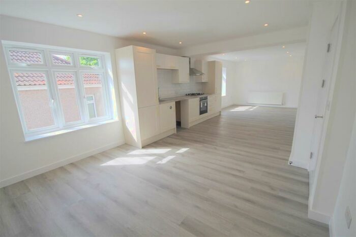 1 Bedroom Flat To Rent In Kingsway Avenue, Kingswood, Bristol, BS15