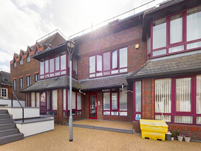 1 Bedroom Flat For Sale In London Street, Town Centre, Basingstoke, RG21