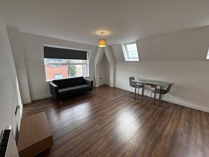 1 Bedroom Apartment To Rent In Kings Chambers, CV1