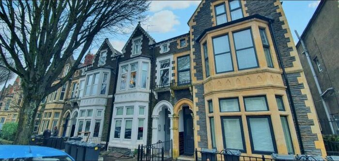 1 Bedroom Apartment To Rent In Connaught Road, Cardiff, CF24