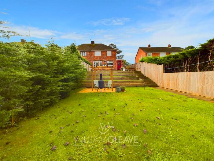 3 Bedroom Semi-Detached House For Sale In Kelsterton Road, Connah's Quay, Deeside, CH5