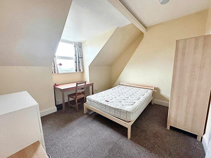 1 Bedroom Property To Rent In Stow Hill, Newport, NP20