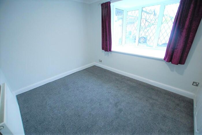 2 Bedroom Apartment To Rent In Stirrup Gate, Worsley, M28