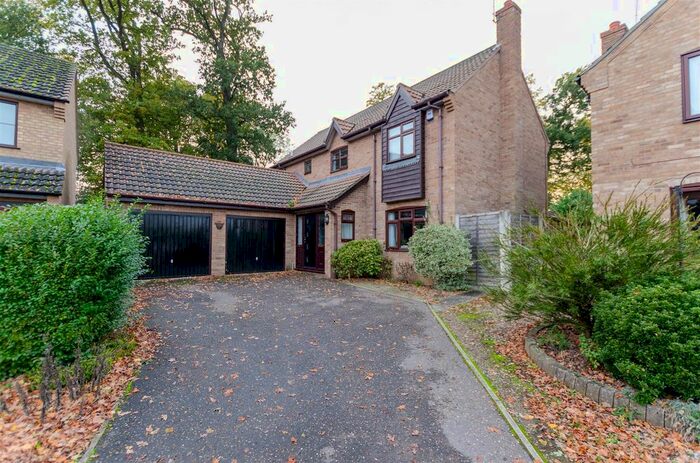 5 Bedroom Property To Rent In Hall Close, Hethersett, Norwich, NR9