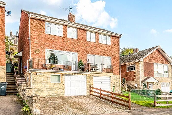 3 Bedroom Semi-Detached House For Sale In Fir View Road, Cinderford, GL14