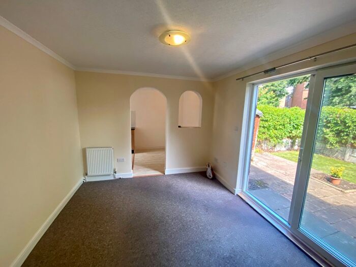 1 Bedroom Property To Rent In Sandays Close, Nottingham, NG2