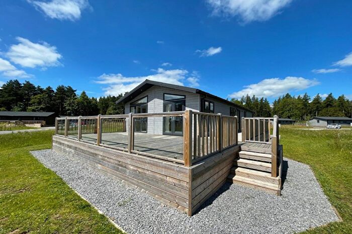 2 Bedroom Mobile/park Home For Sale In York Road, Escrick, York, North Yorkshire, YO19