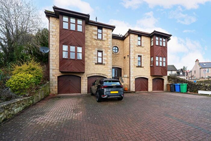 2 Bedroom Flat For Sale In Front Lebanon, Cupar, KY15