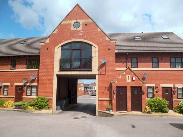 2 Bedroom Flat To Rent In Alexander Court, Meir Road, Normacot, Stoke-On-Trent, ST3