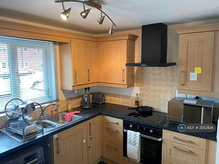 2 Bedroom Flat To Rent In Barley Leaze, Chippenham, SN14