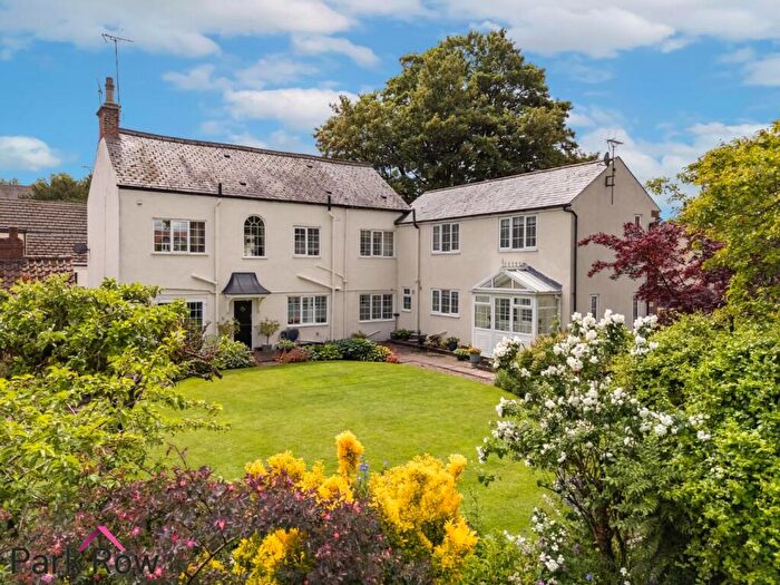 6 Bedroom Detached House For Sale In High Street, South Milford, Leeds, LS25