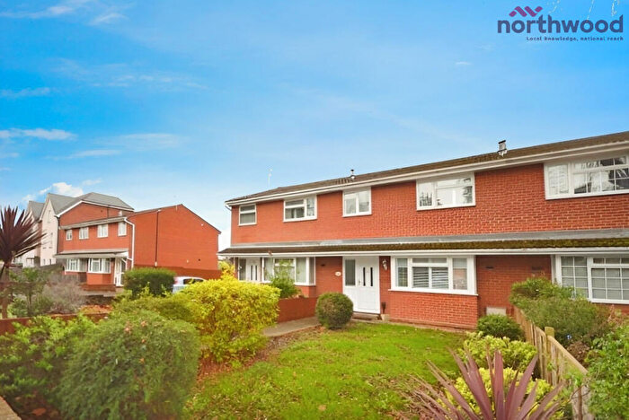 3 Bedroom Terraced House To Rent In Regents Park Road, SO15