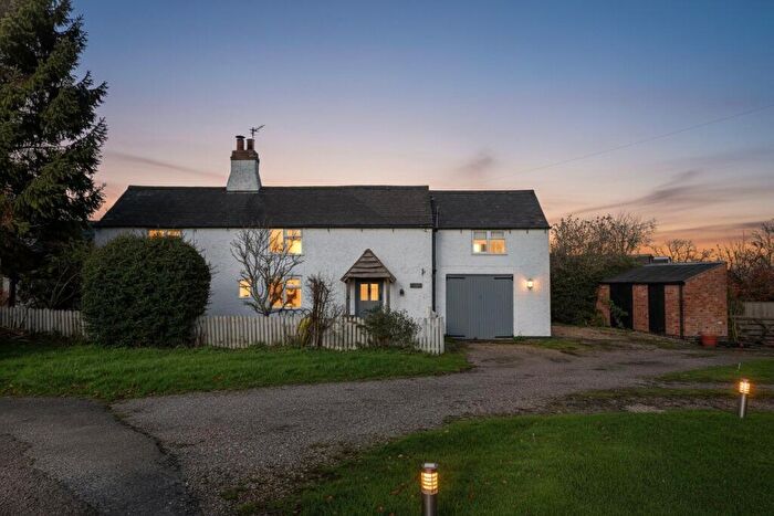 4 Bedroom Detached House For Sale In The Wonderful White Cottage In Old Dalby, LE14