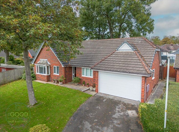 3 Bedroom Bungalow For Sale In Willow Green, Preston, PR2