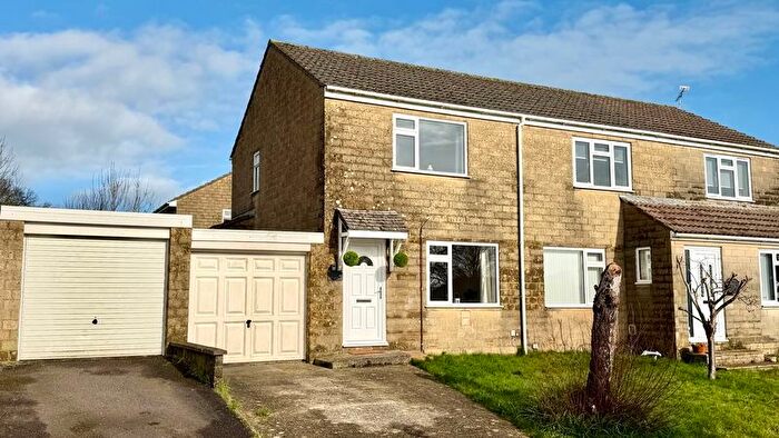 3 Bedroom Semi Detached House For Sale In John Gunn Close, Chard, Somerset, TA20