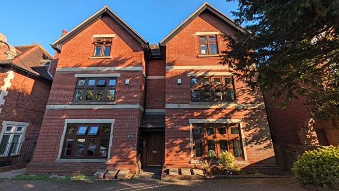 2 Bedroom Flat To Rent In Julian Road, Folkestone, Kent, CT19