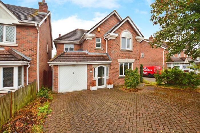 4 Bedroom Detached House To Rent In West View Road Swanley, BR8