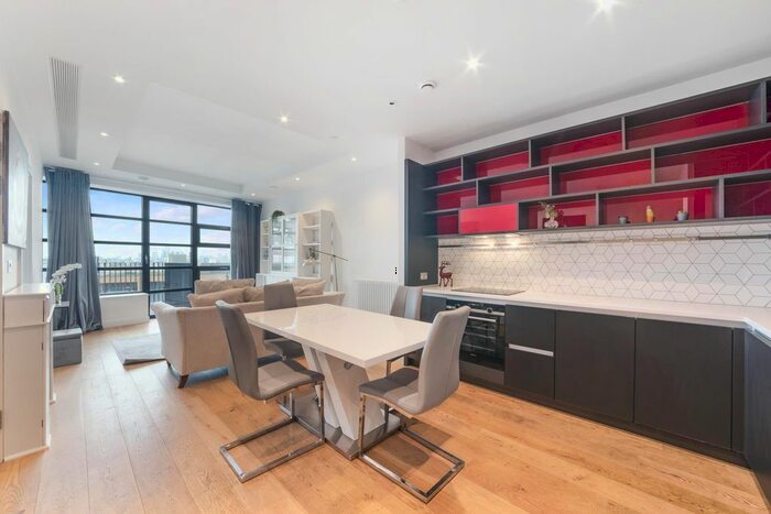 1 Bedroom Flat For Sale In Defoe House, London City Island, E14